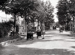 Chestnut Grove,  New Earswick,  1920s